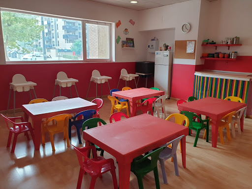 Centro Infantil Bubu. Adherido a la Junta de Andalucía.