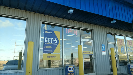 Auto Parts Store «NAPA Auto Parts - Genuine Parts Company», reviews and photos, 201 Shawnee Ave, Kansas City, KS 66110, USA