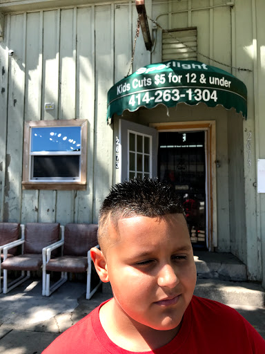 Barber Shop «SpotLight Barber Shop», reviews and photos, 2673 N Buffum St, Milwaukee, WI 53212, USA