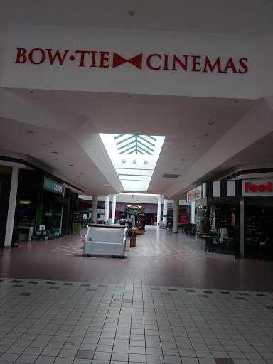 Shopping Mall «Wilton Mall», reviews and photos, 3065 NY-50, Saratoga Springs, NY 12866, USA