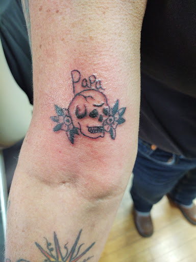 Explore jolly roger tattoo ideas, creative tattoo ideas in Rollingstone, available at Tiger Lily Tattoo