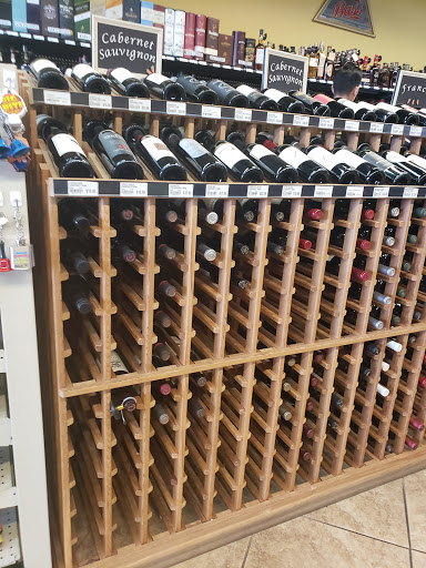 Liquor Store «535 Liquor», reviews and photos, 3260 Vineland Rd, Kissimmee, FL 34746, USA
