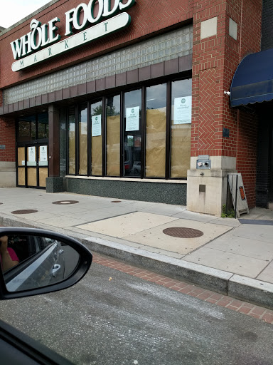 Grocery Store «Whole Foods Market», reviews and photos, 2323 Wisconsin Ave NW, Washington, DC 20007, USA