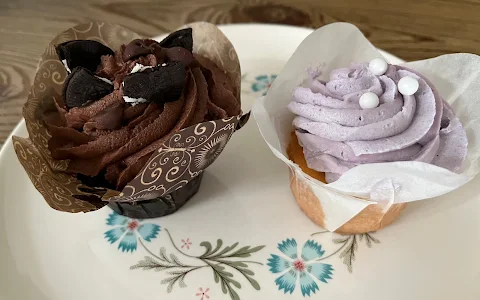 Jennifer's Bakery image
