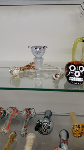 Tobacco Shop «Four Two Zero Peace Avenue», reviews and photos, 6656 US-1, Port St Lucie, FL 34952, USA