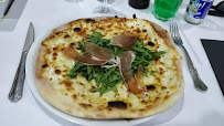 Pizza du Restaurant italien la villa à Fontenay-sous-Bois - n°9