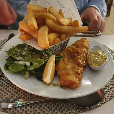 LE 38 BAR LOUNGE à Paris