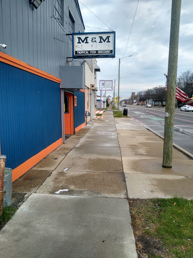 Pet Supply Store «M & M Pet Supplies Inc», reviews and photos, 15625 E Warren Ave, Detroit, MI 48224, USA
