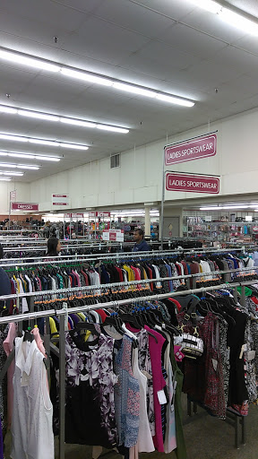 Clothing Store «Burlington Coat Factory», reviews and photos, 2035 S Robert St, West St Paul, MN 55118, USA