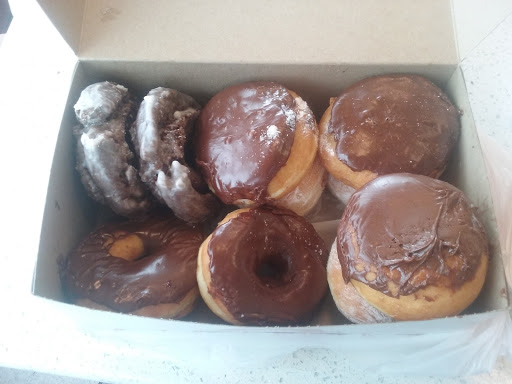 Dessert Shop «Sunshine Doughnut Yogurt Shop», reviews and photos, 717 Saw Mill River Rd, Ardsley, NY 10502, USA