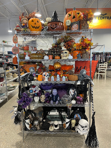 Charity «Goodwill Store & Donation Center», reviews and photos