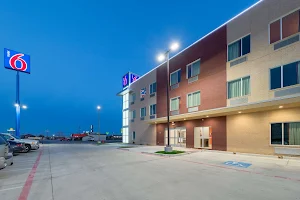 Motel 6 Fort Worth, TX - North - Saginaw image