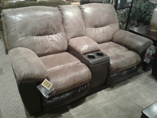 Furniture Store «Gardner-White Furniture», reviews and photos, 45300 Hayes Rd, Macomb, MI 48044, USA