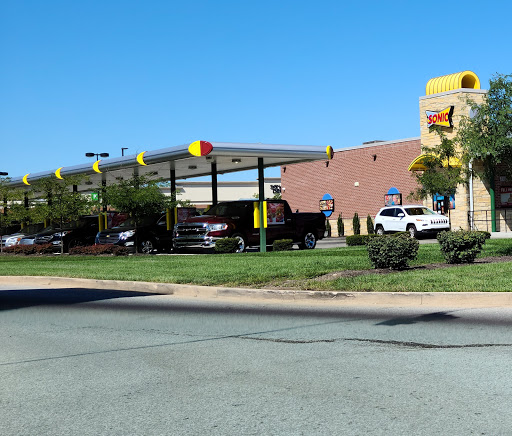 Fast Food Restaurant «Sonic Drive-In», reviews and photos, 1262 N Emerson Ave, Greenwood, IN 46143, USA