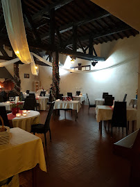 Atmosphère du Restaurant gastronomique Auberge Lou Petoulet à Carqueiranne - n°5