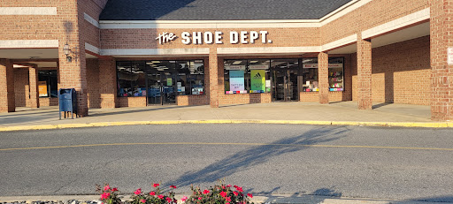 Shoe Dept., 735 Solomons Island Rd N, Prince Frederick, MD 20678, USA, 