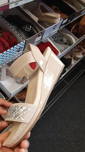 Shoe Store «Rack Room Shoes», reviews and photos, 4677 W Irlo Bronson Memorial Hwy, Kissimmee, FL 34746, USA