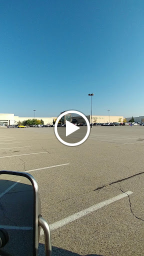 Shopping Mall «The Lakes Mall», reviews and photos, 5600 Harvey St, Muskegon, MI 49444, USA
