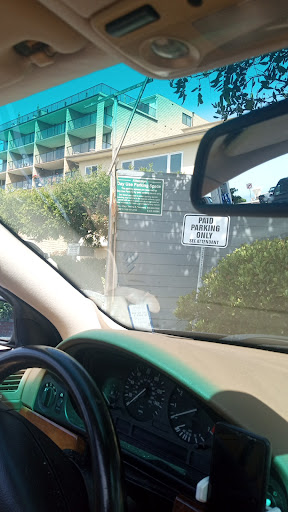 Gas Station «Mobil», reviews and photos, 104 N Coast Hwy, Laguna Beach, CA 92651, USA