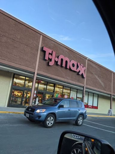 North Andover Mall, 350 Winthrop Ave, North Andover, MA 01845, USA, 