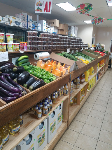 Grocery Store «Royal Indian Grocery», reviews and photos, 560 New Park Ave, West Hartford, CT 06110, USA