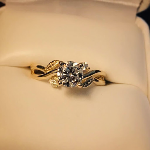 Jewelry Store «The Diamond Factory of Ann Arbor», reviews and photos, 668 Briarwood Cir, Ann Arbor, MI 48108, USA
