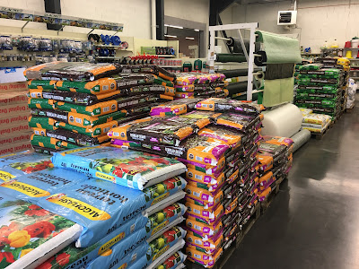 Agri Centre Distribution à Roffiac