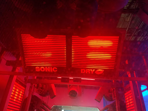 Car Wash «Delta Sonic Car Wash», reviews and photos, 1780 N Aurora Rd, Naperville, IL 60563, USA