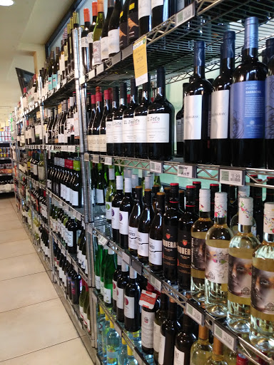 Supermarket «Treasure Island Foods», reviews and photos, 1526 E 55th St, Chicago, IL 60615, USA