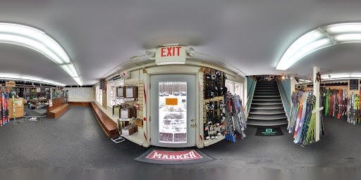 Ski Rental Service «Pinnacle Ski And Sports», reviews and photos, 3391 Mountain Rd, Stowe, VT 05672, USA