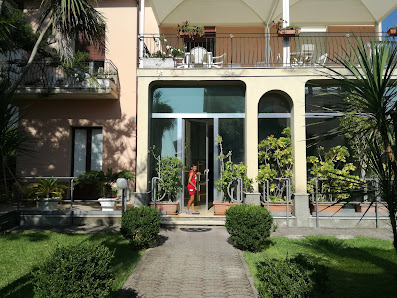 Villa Helios Casa Albergo Via C. Colombo, 112, 89032 Bianco RC, Italia