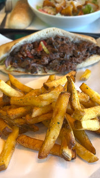 Hamburger du Restaurant A La Base à Ivry-sur-Seine - n°2