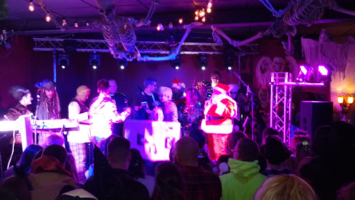 Live Music Venue «Vosh», reviews and photos, 1414 Riverside Dr, Lakewood, OH 44107, USA