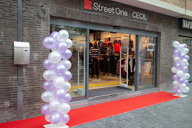 Street One - Cecil store