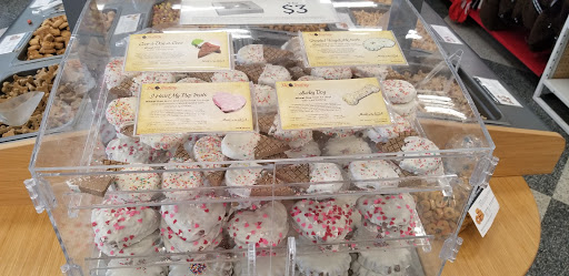 Pet Supply Store «Petco Animal Supplies», reviews and photos, 2000 NE Burnside Rd, Gresham, OR 97030, USA