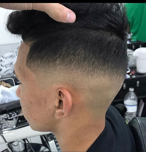 Barber Shop «Gonzalez Barber Shop», reviews and photos, 1845 N Bay Rd, Miami Beach, FL 33139, USA