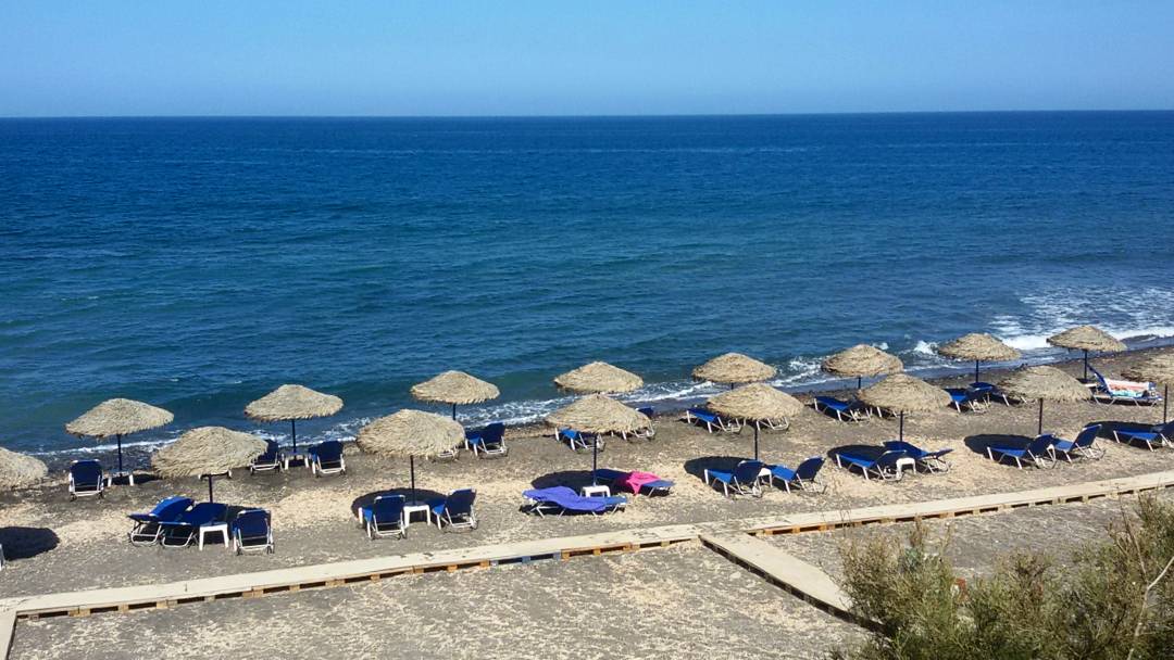 Foto de Paralia Karterados con playa amplia