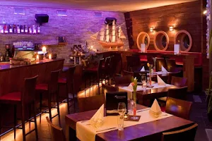 Restaurant & Bar - Strandperle Seefeld | Location für Hochzeiten & Firmenfeiern image
