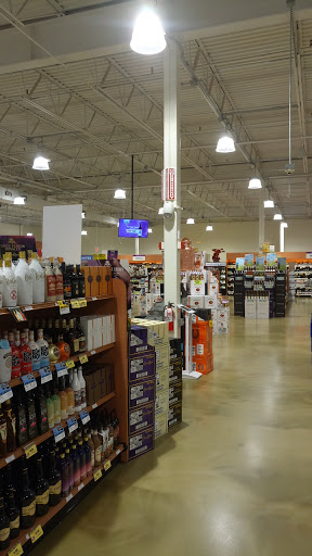 State Liquor Store «NH Liquor & Wine Outlet», reviews and photos, 294 Daniel Webster Hwy, Nashua, NH 03060, USA