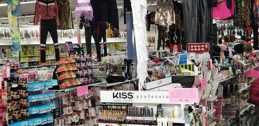 Beauty Supply Store «Victoria Beauty Supply», reviews and photos, 430 W North Ave, Milwaukee, WI 53212, USA