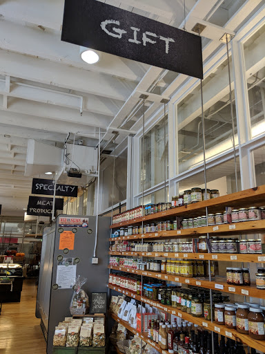 Grocery Store «Mill Market», reviews and photos, 8 Old Rte 6, Hawley, PA 18428, USA