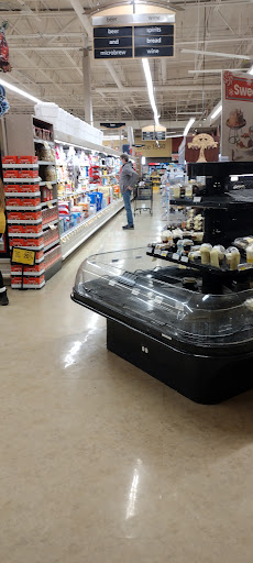 Grocery Store «Safeway», reviews and photos, 900 N Callow Ave, Bremerton, WA 98312, USA