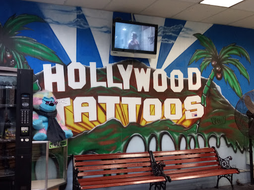 Tattoo Shop «Hollywood Tattoos», reviews and photos, 104 Market St, Newark, NJ 07102, USA