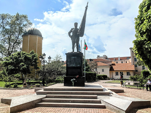 Monument of Bulgarian volunteers