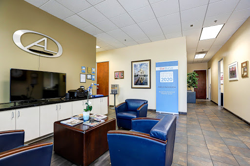 Used Car Dealer «Online Automotive Group», reviews and photos, 1835 W Crest Ln, Phoenix, AZ 85027, USA