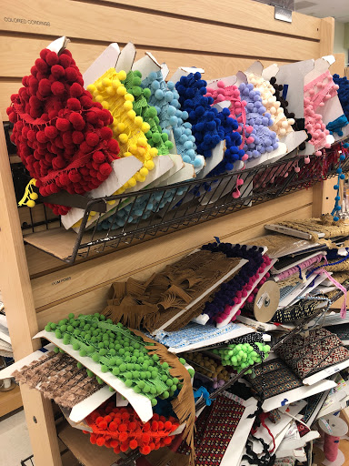 Fabric Store «Fabric Place Basement», reviews and photos, 6660 Richmond Hwy, Alexandria, VA 22306, USA