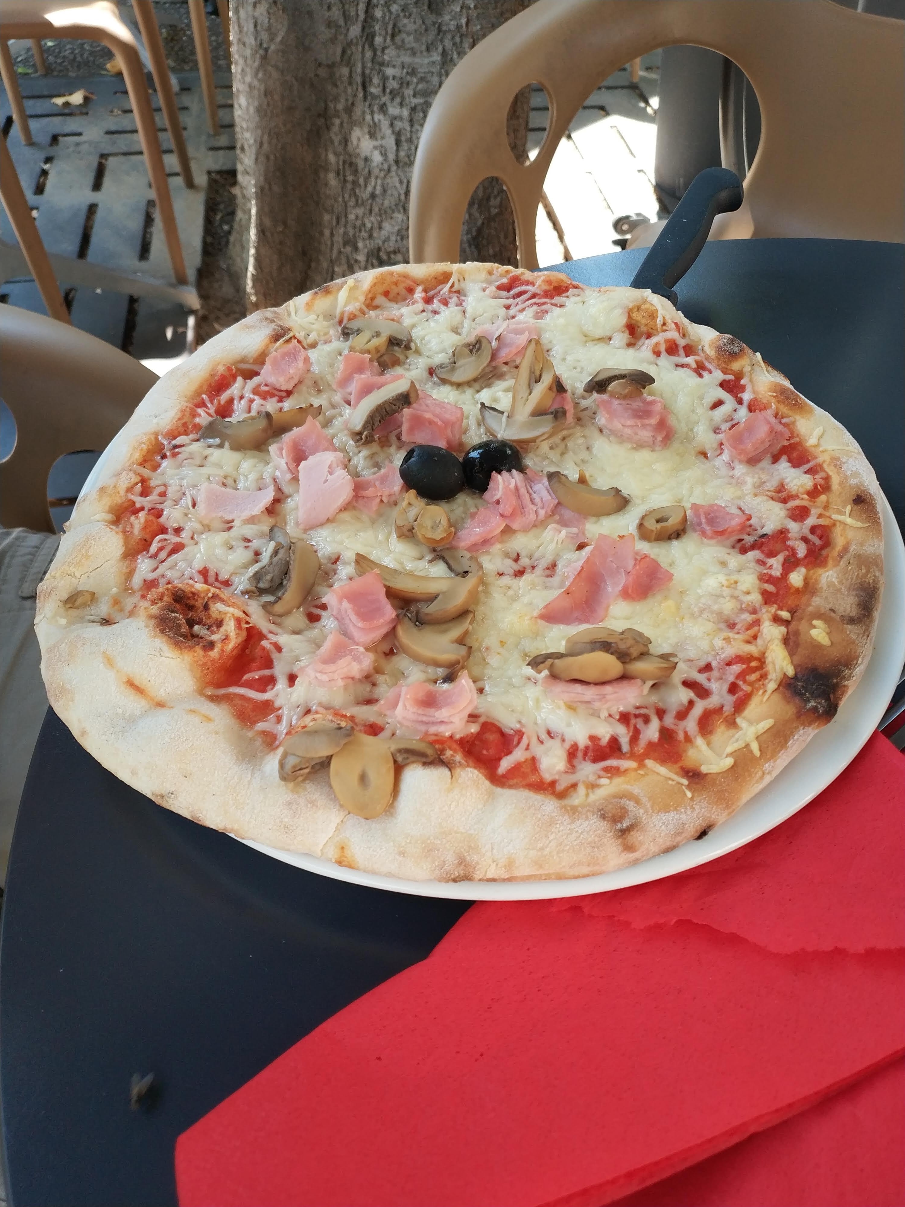 Photo n° 4 de l'avis de Juan.o fait le 11/07/2019 à 13:23