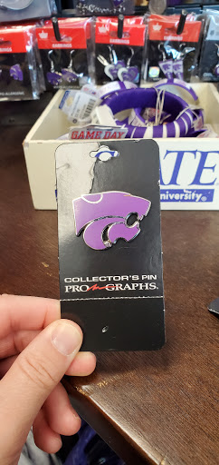 Sportswear Store «Kansas Sampler Topeka», reviews and photos, 5918 SW 21st St, Topeka, KS 66604, USA