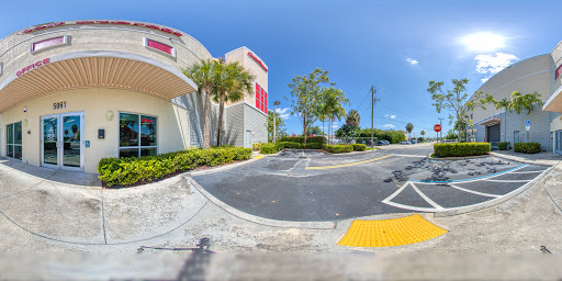 Self-Storage Facility «Four Seasons Self Storage», reviews and photos, 5061 NE 13th Ave, Oakland Park, FL 33334, USA