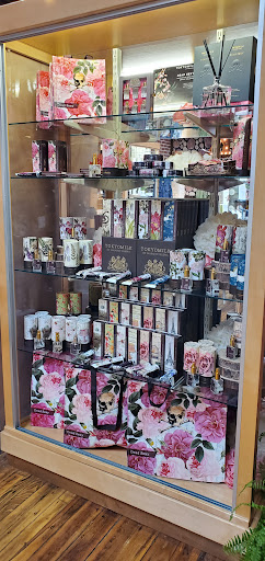 Gift Shop «Lark Gifts», reviews and photos, 17 Lincoln Square, Gettysburg, PA 17325, USA